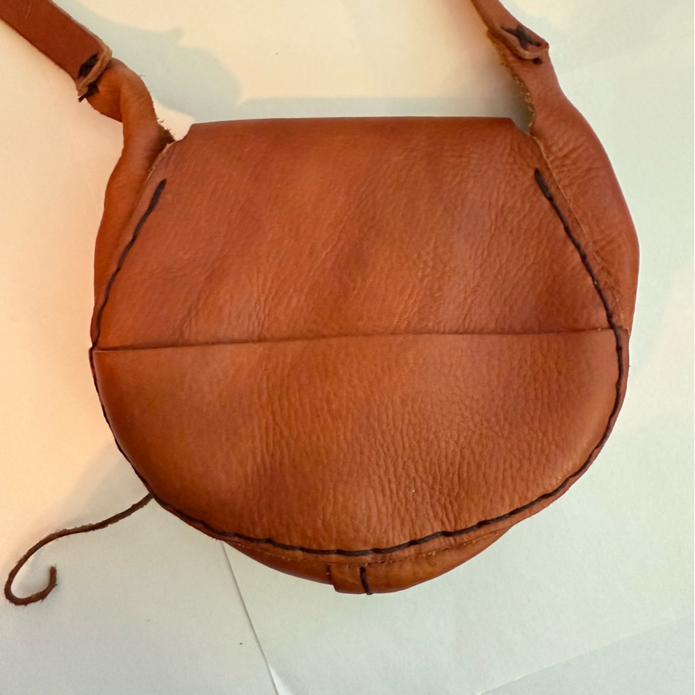 Handstiched Peruvian Brown Leather Crossbody Bag brand new - Picture 5 of 9